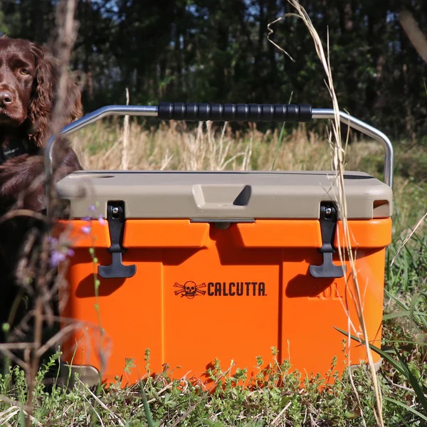 Calcutta Renegade 20 Litre Hard Cooler w/ Built in LED Light